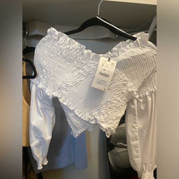 NWT Zara White Off the Shoulder Crop Top - Picture 2 of 3